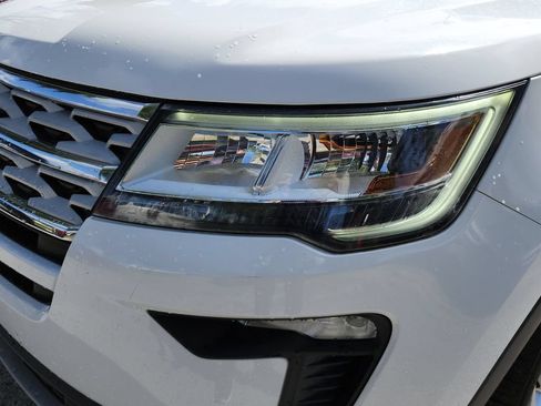 Used 2019 Ford Explorer XLT w/ Equipment Group 202A FWD image 7