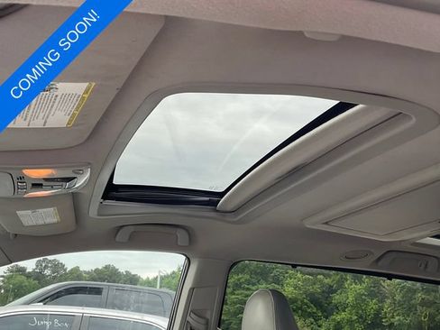Used 2011 Toyota Sienna Limited w/ Premium Pkg FWD image 8