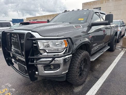 Used 2022 RAM 2500 Tradesman AWD/4WD image 2