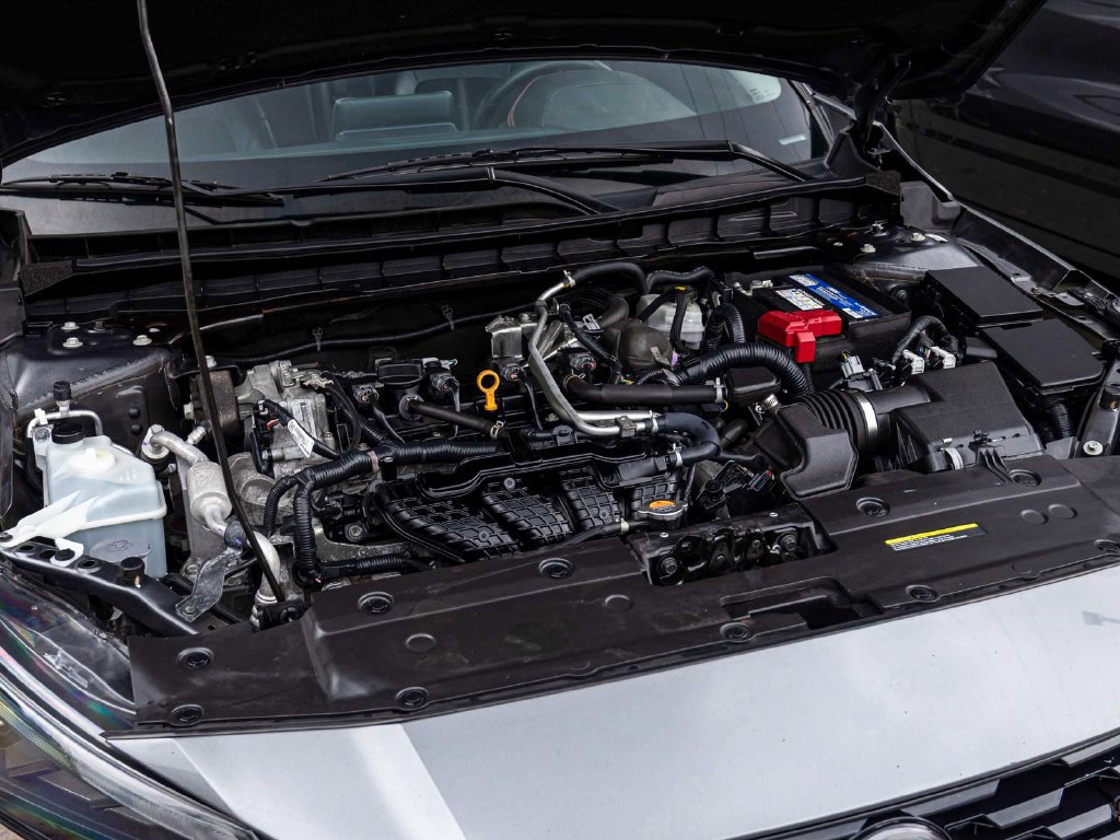 Used 2024 Nissan Altima 2.5 SR FWD image 33