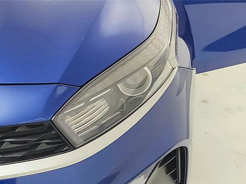 Used 2024 Kia Forte LXS image 18