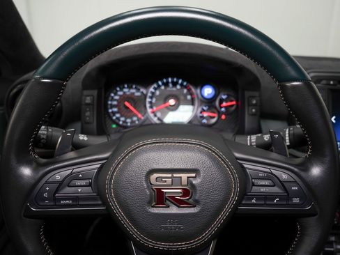 Used 2024 Nissan GT-R T-spec Dual-clutch 6-Speed Tra w/ Floor Mat Package image 49