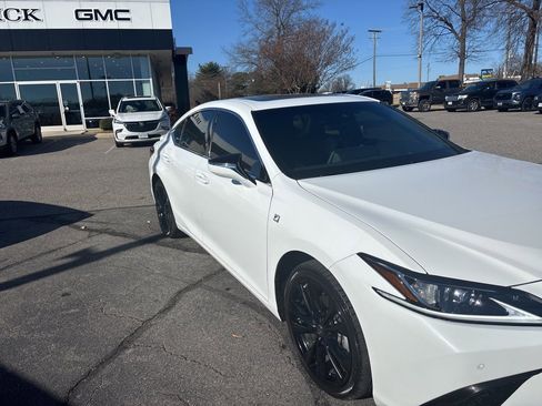 Used 2023 Lexus ES 350 F Sport image 14