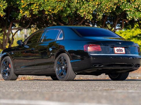 Used 2015 Bentley Flying Spur V8 image 35