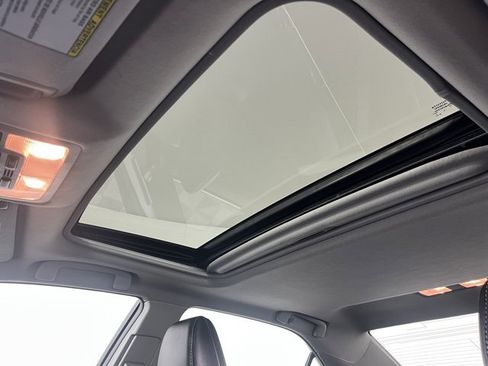 Used 2012 Toyota Camry SE image 18