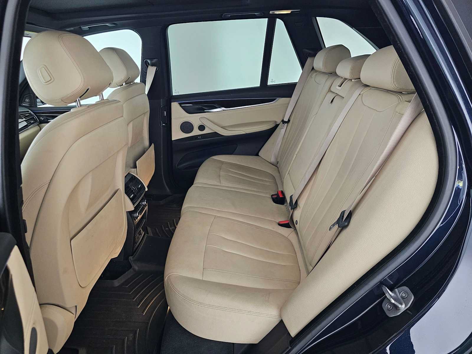 Used 2017 BMW X5 xDrive40e AWD/4WD image 16