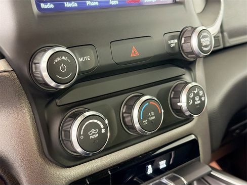 Used 2020 RAM 1500 Big Horn image 14