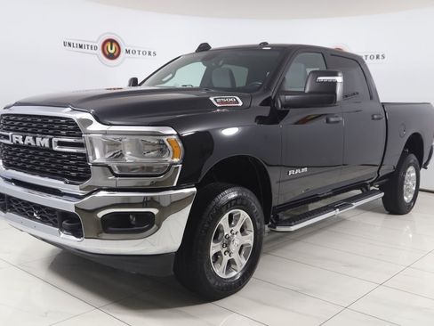 Used 2024 RAM 2500 Big Horn w/ Bed Utility Group AWD/4WD image 5