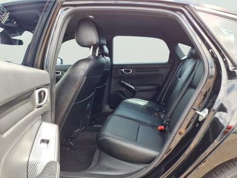 Used 2023 Honda Civic Sport image 11