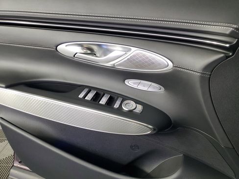 Used 2023 Genesis GV70 2.5T w/ Sport Prestige Package image 29