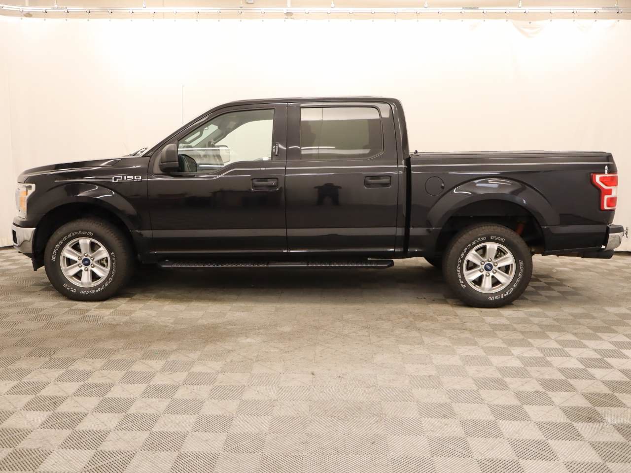 Used 2020 Ford F150 XLT w/ Trailer Tow Package AWD/4WD image 2