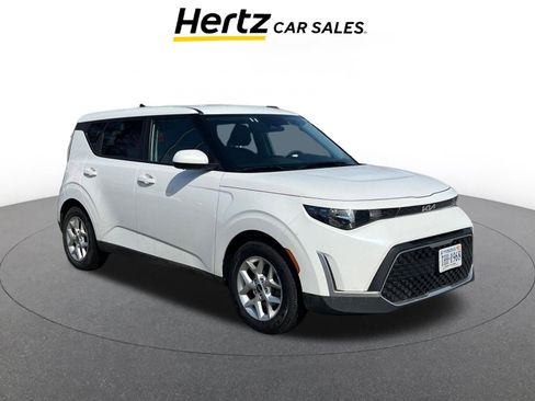 Used 2025 Kia Soul LX w/ LX Technology Package image 1