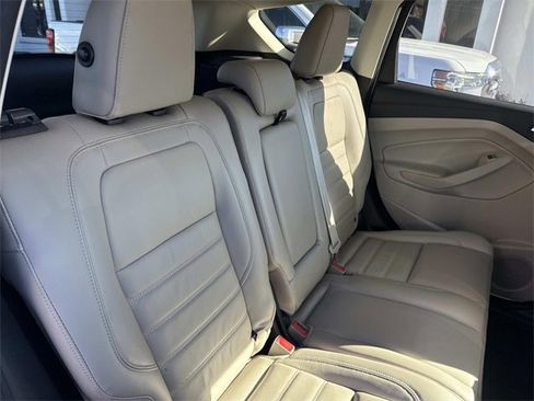 Used 2017 Ford Escape Titanium image 12