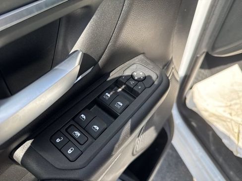 Used 2025 RAM 1500 Big Horn AWD/4WD image 23