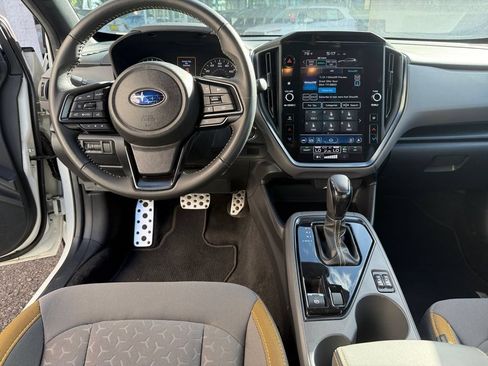 Used 2025 Subaru Crosstrek 2.5i Sport AWD/4WD image 18