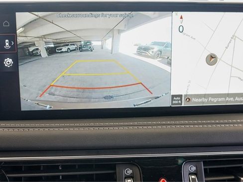 Used 2023 Genesis G70 2.0T image 12