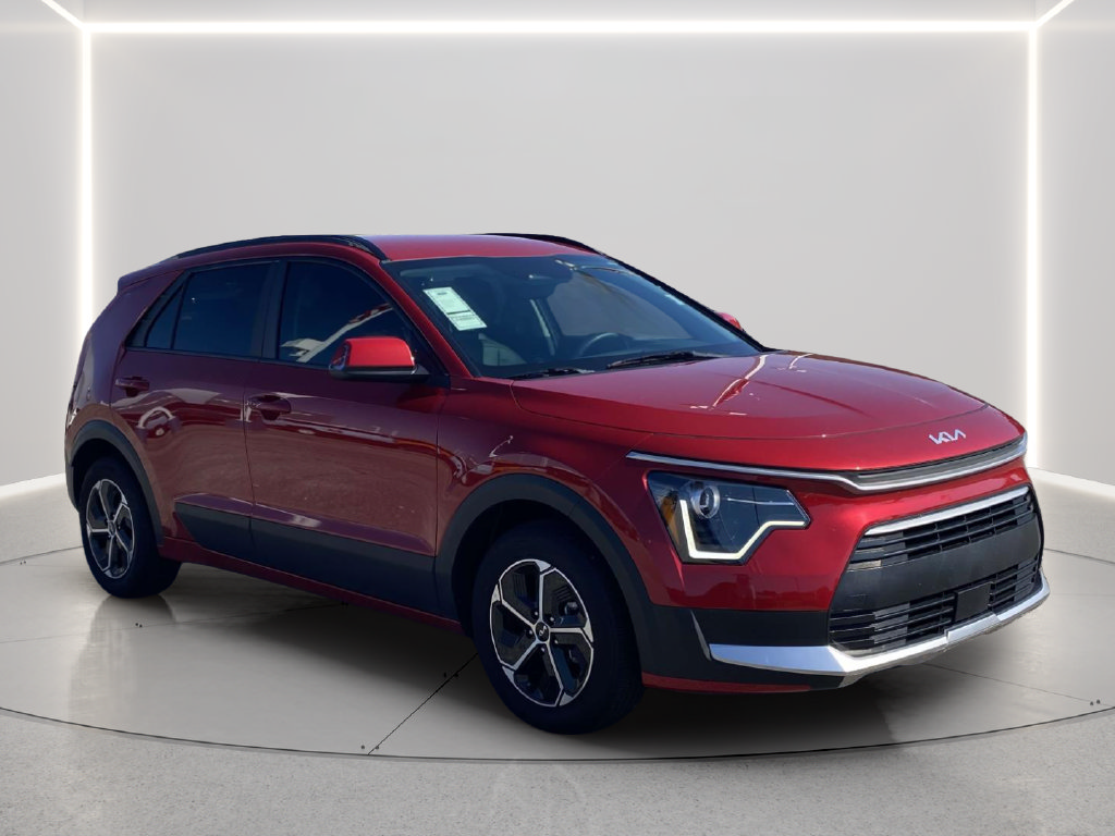 Used 2025 Kia Niro EX FWD image 6