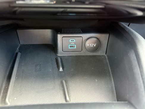 Used 2022 Ford Escape SEL w/ Technology Package image 31