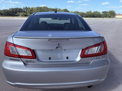 Used 2012 Mitsubishi Galant ES FWD image 13