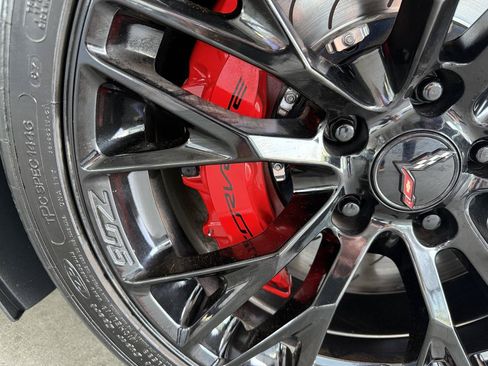 Used 2016 Chevrolet Corvette Z06 Coupe w/ 3LZ w/ 3LZ Preferred Equipment Group RWD image 49