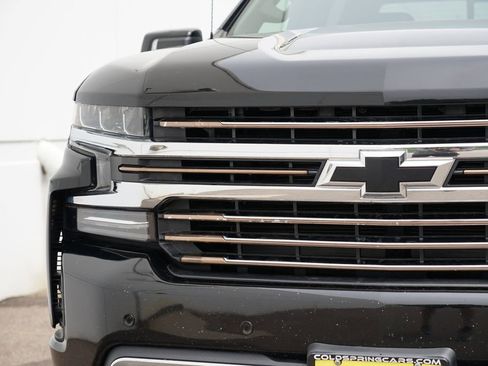 Used 2022 Chevrolet Silverado 1500 High Country image 9