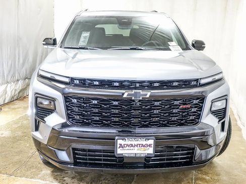 New 2026 Chevrolet Traverse RS w/ LPO, Floor Liner Package image 5