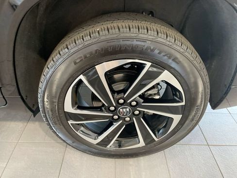 Certified 2026 Buick Enclave Sport Touring FWD image 8