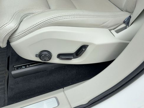 Certified 2023 Volvo XC90 B6 Ultimate image 13