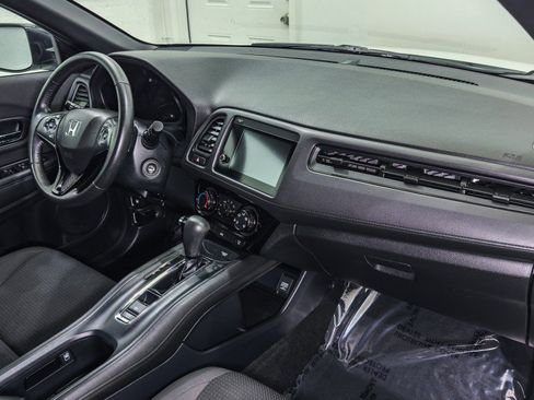 Used 2022 Honda HR-V Sport image 19