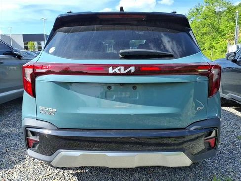 Used 2025 Kia Seltos S AWD/4WD image 22