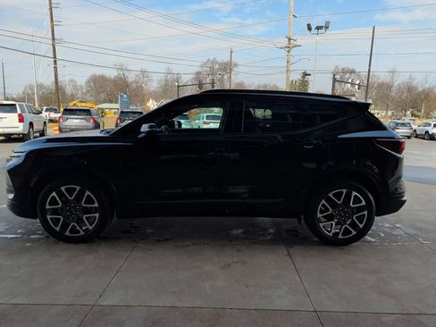 Certified 2025 Chevrolet Blazer RS image 4