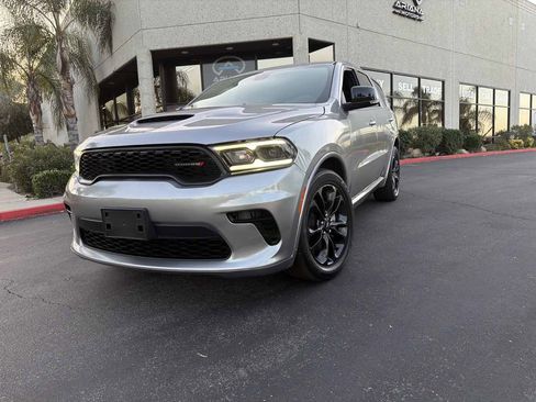 Used 2021 Dodge Durango GT image 2