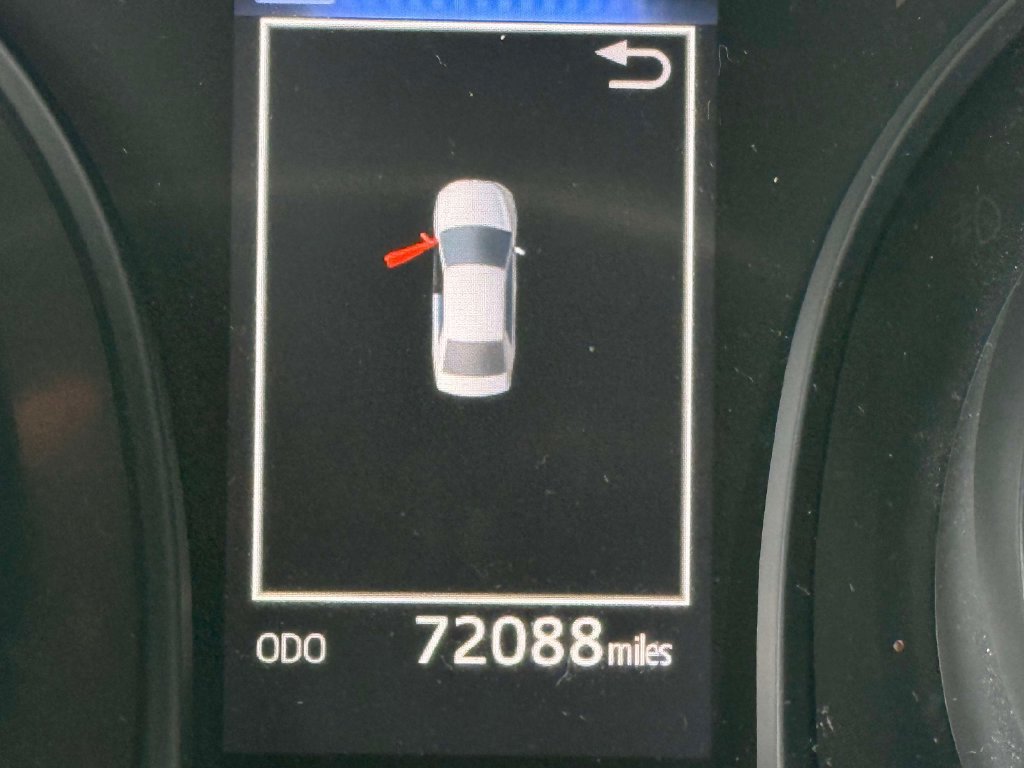 Used 2020 Toyota Camry SE FWD image 17