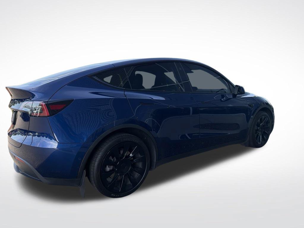 Used 2022 Tesla Model Y Long Range AWD/4WD image 4