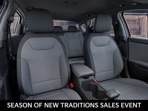 New 2025 Kia K4 LXS image 15