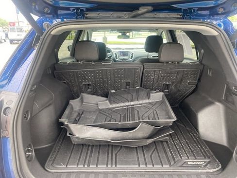 Used 2023 Chevrolet Equinox LT FWD image 12