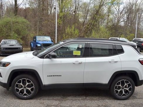 New 2026 Jeep Compass Limited w/ Sun, Sound & Navigation Group image 5
