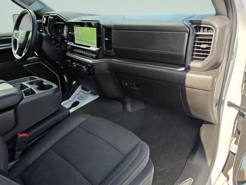 Used 2025 Chevrolet Silverado 1500 LT RWD image 14