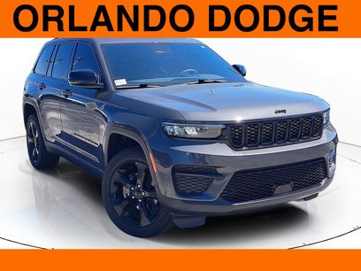 Used 2025 Jeep Grand Cherokee Altitude