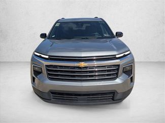 Used 2024 Chevrolet Traverse LT FWD video 2