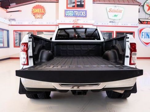 Used 2024 RAM 3500 Big Horn image 11