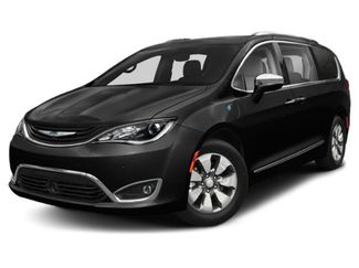 Used 2019 Chrysler Pacifica Touring Plus video 1