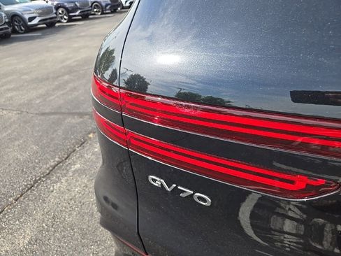 Used 2026 Genesis GV70 3.5T Sport Prestige image 10