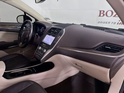 Used 2018 Lincoln MKC Reserve image 34