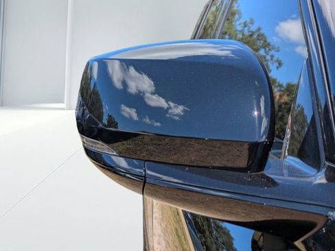 New 2025 Jeep Grand Cherokee Limited w/ Black Appearance Package image 10