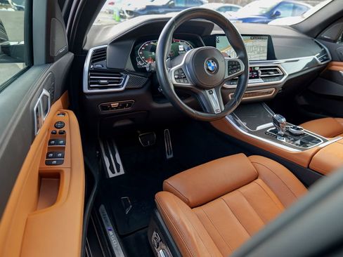 Used 2022 BMW X5 M50i w/ Executive Package image 16