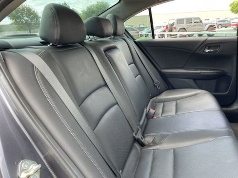 Used 2017 Honda Accord EX-L image 28