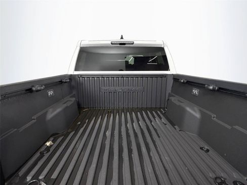Used 2024 Toyota Tacoma TRD Sport AWD/4WD image 36