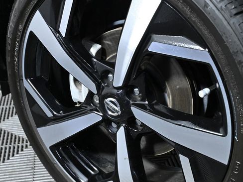 Used 2022 Nissan Rogue Sport SL image 32