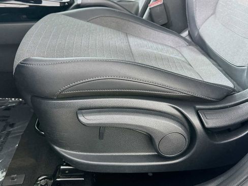 Used 2023 Kia Seltos S image 17